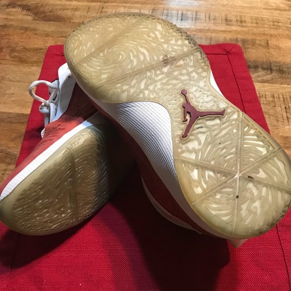 Jordan 2011 team red white $70 Obo - Picture 5 of 5